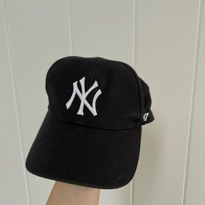 Black NYC BallCap